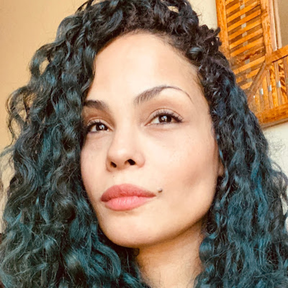 Meet your Posher, Kelly - Picture 1 of 1